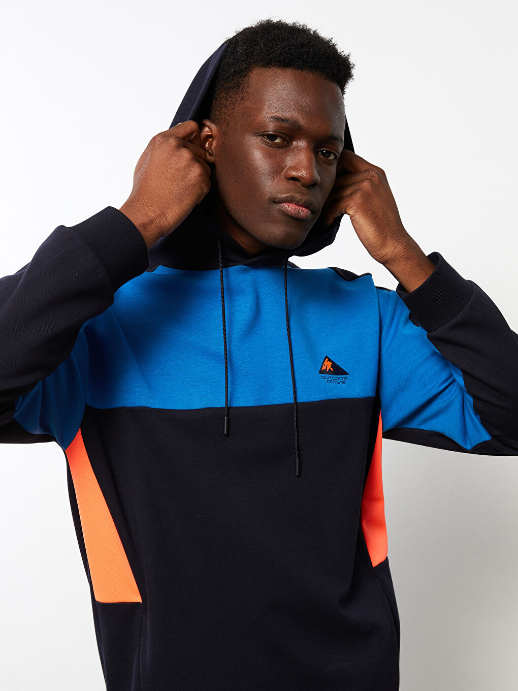 ерлерге арналған түрлі-түсті ұзын жең капюшонды спорттық худи