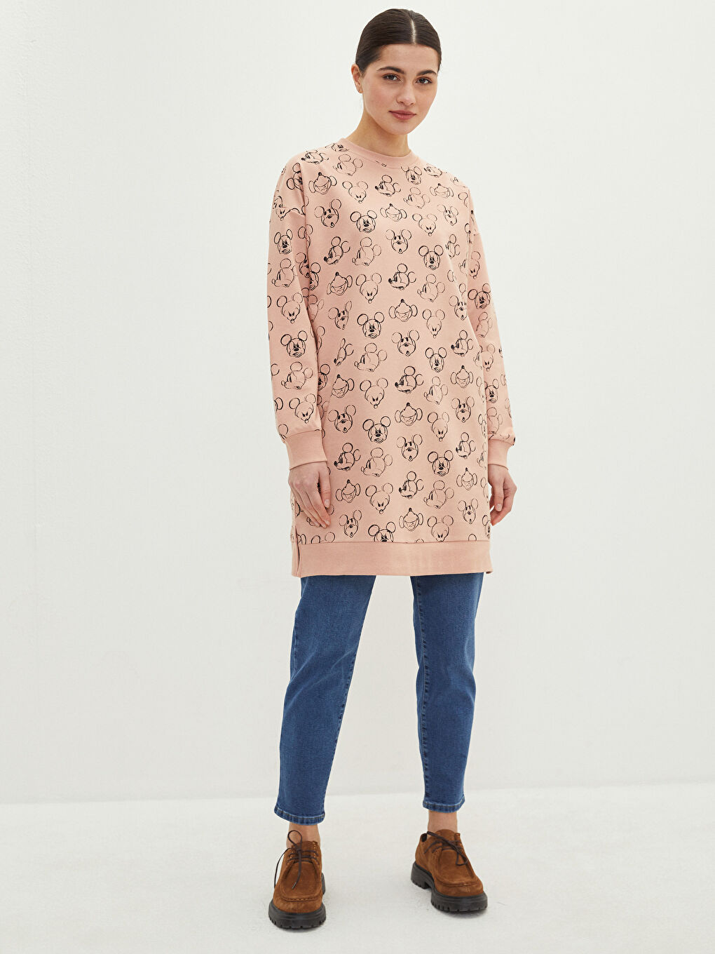 Siyah Bisiklet Yaka Mickey Mouse Baskılı Uzun Kollu Oversize Kadın Sweatshirt Tunik-1