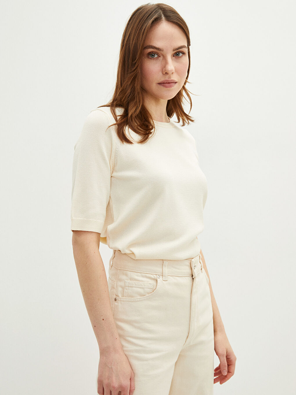 Ekru Bisiklet Yaka Düz Kısa Kollu Kadın Triko Kazak-1