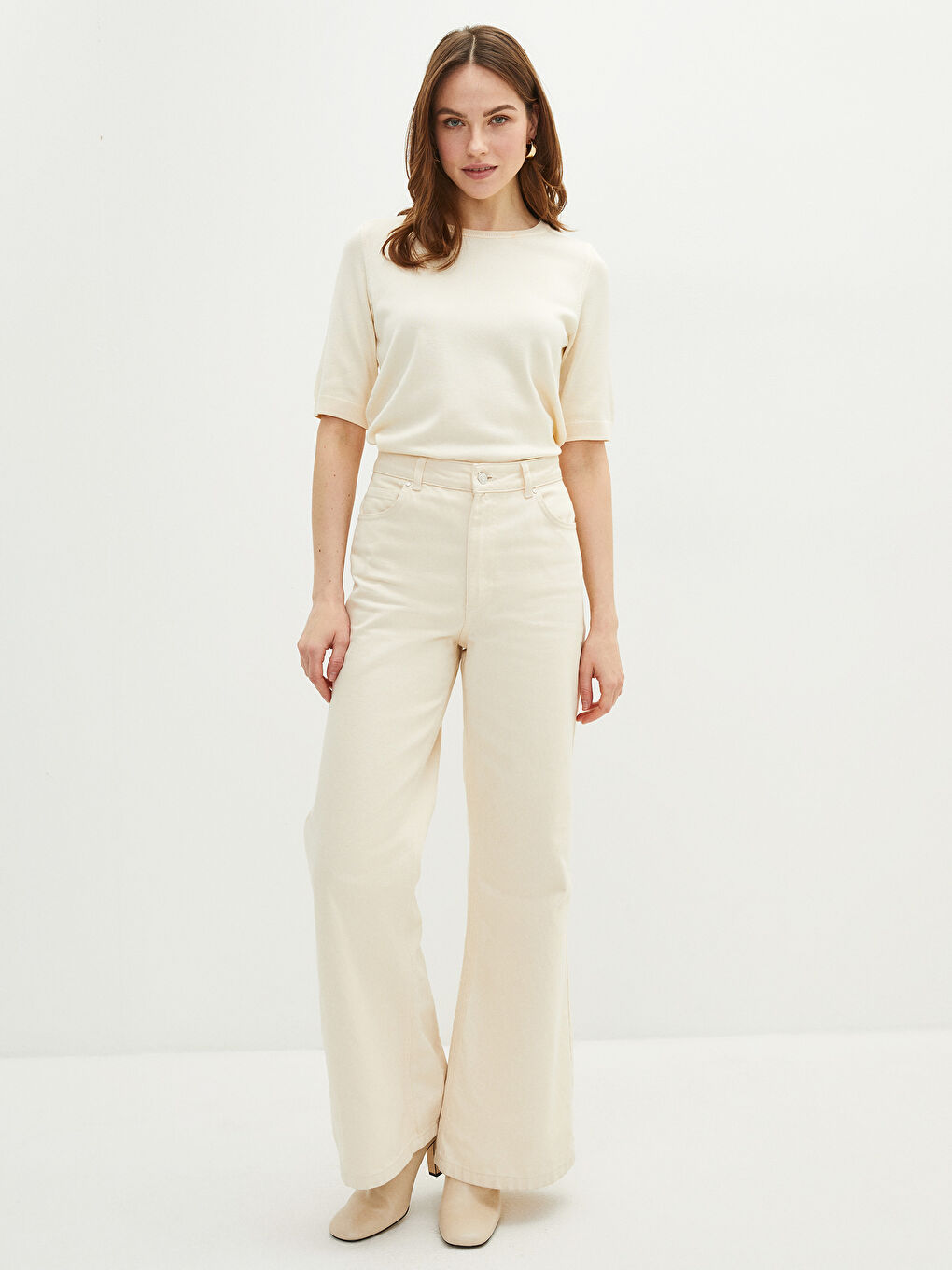 Ekru Bisiklet Yaka Düz Kısa Kollu Kadın Triko Kazak-3