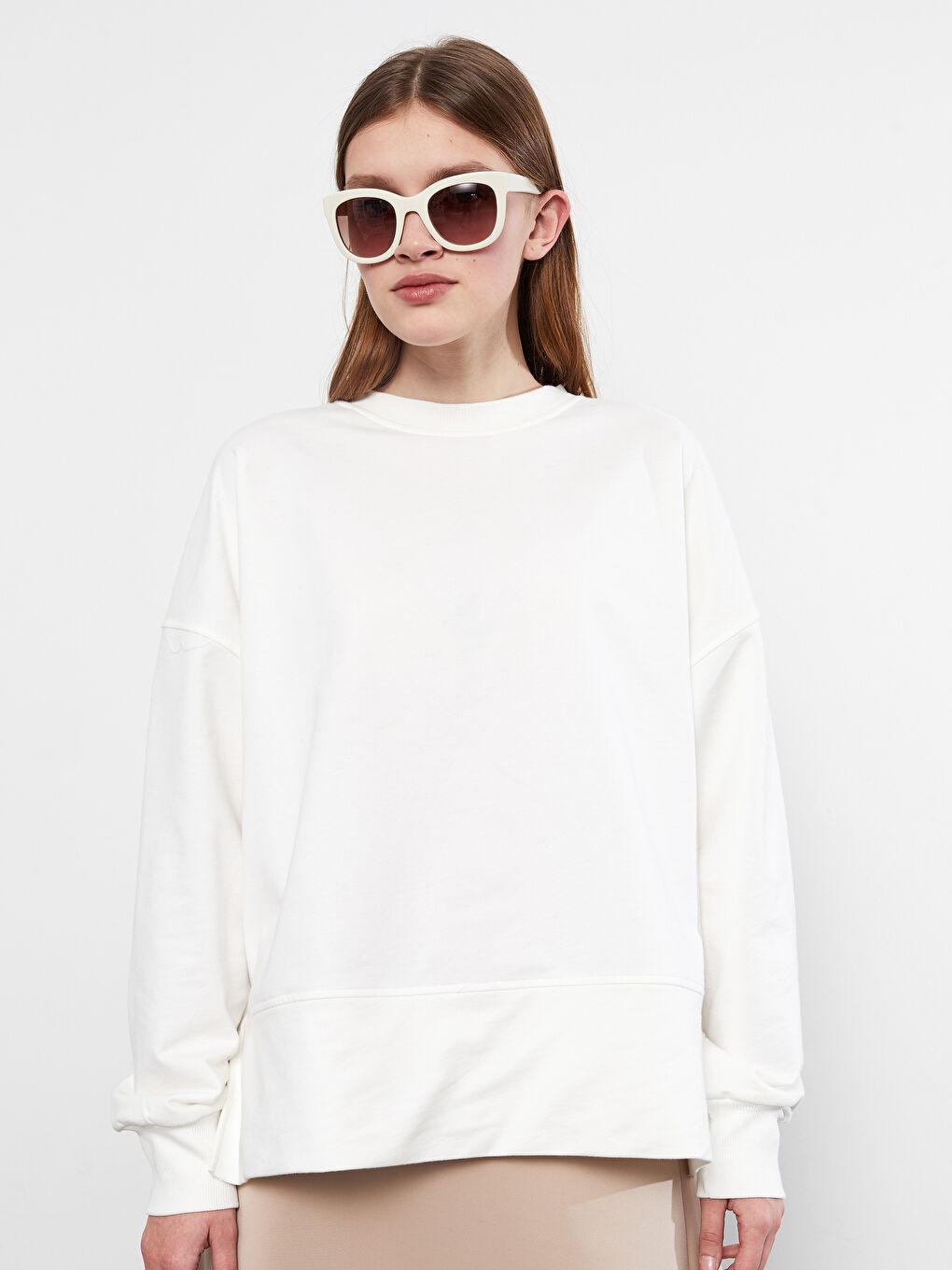 Ekru Bisiklet Yaka Düz Oversize Kadın Sweatshirt Tunik