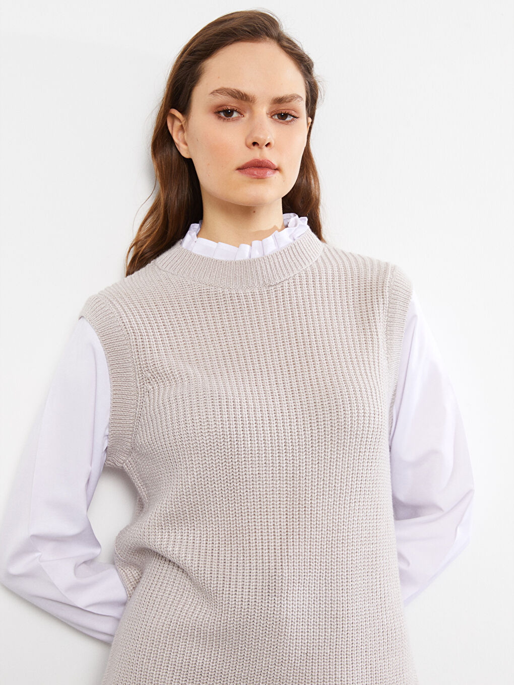 Gri Fırfırlı Dik Yaka Düz Uzun Kollu Kadın Triko Tunik-2