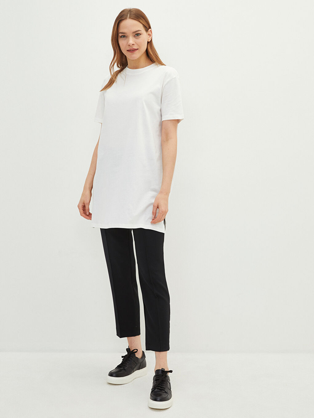 Ekru Bisiklet Yaka Düz Kısa Kollu Oversize Pamuklu Kadın Tunik-2