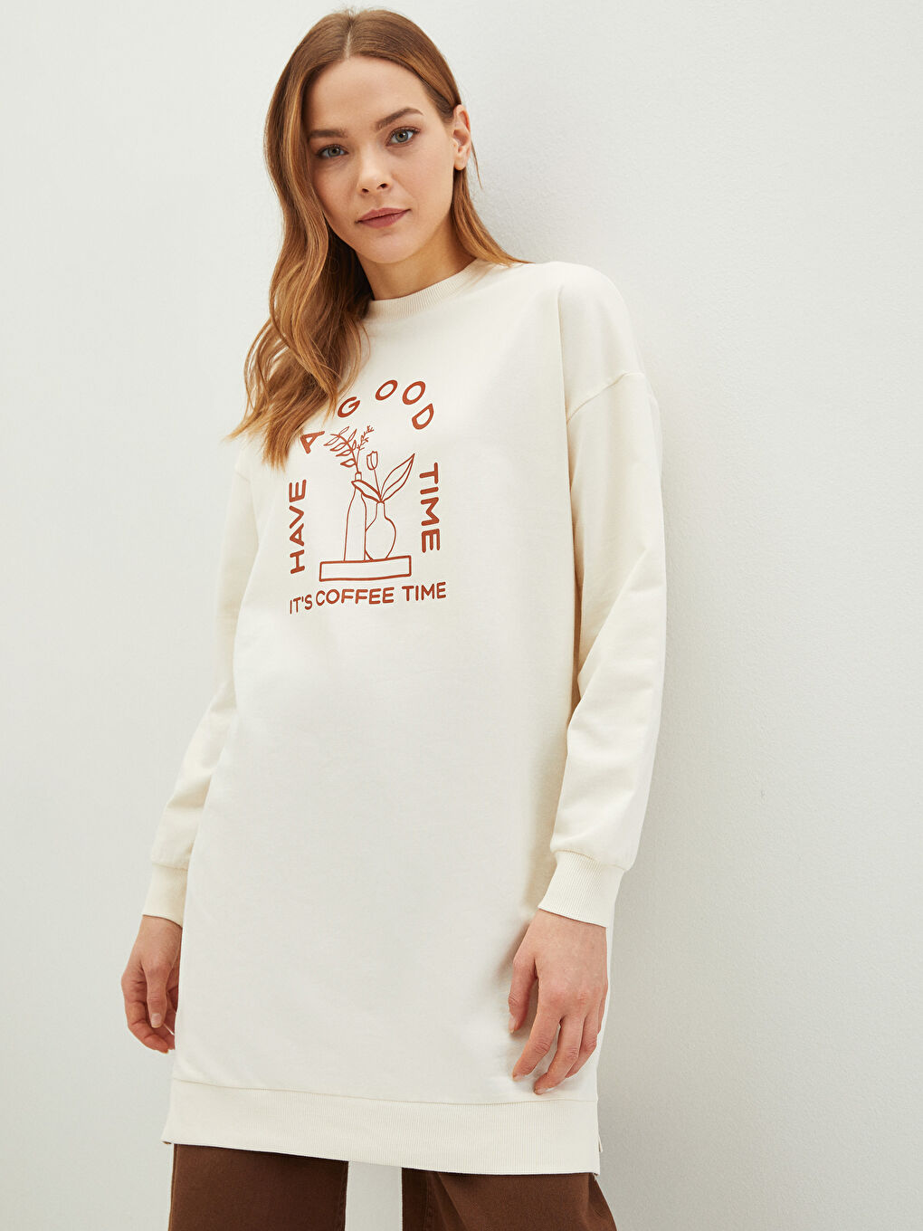 Ekru Bisiklet Yaka Baskılı Uzun Kollu Oversize Kadın Sweatshirt Tunik