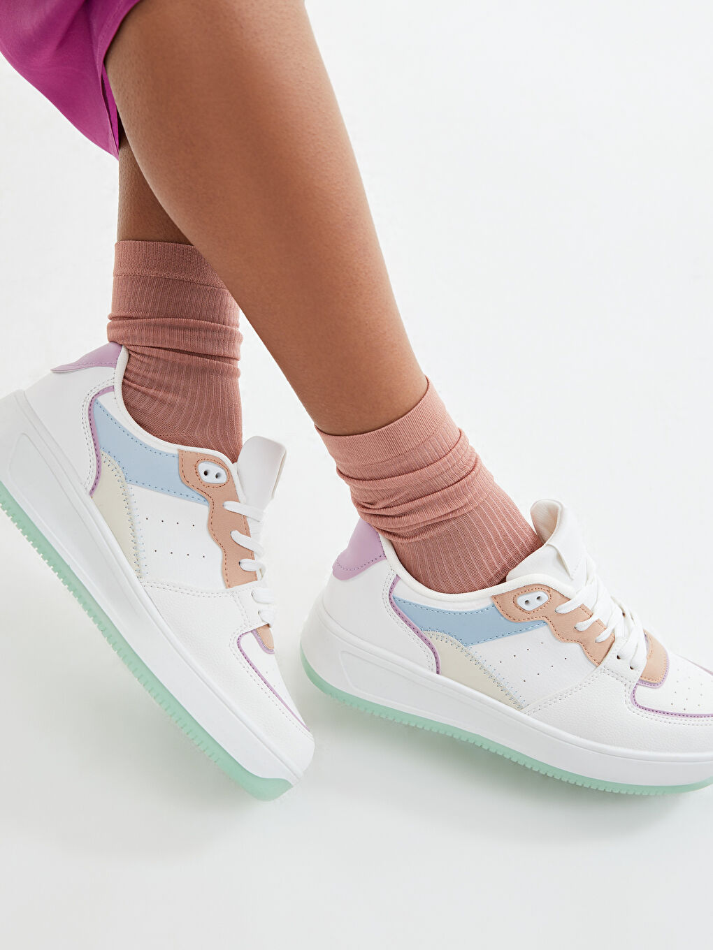 Karışık Renk Bloklu Bağcıklı Kadın Spor Ayakkabı-2