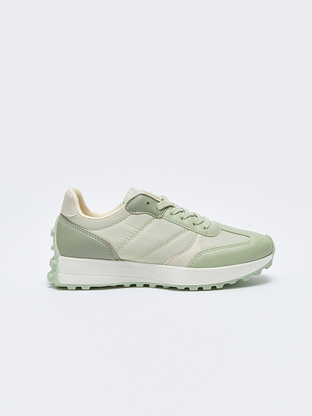 Yeşil Renk Bloklu Bağcıklı Kadın Spor Ayakkabı-1