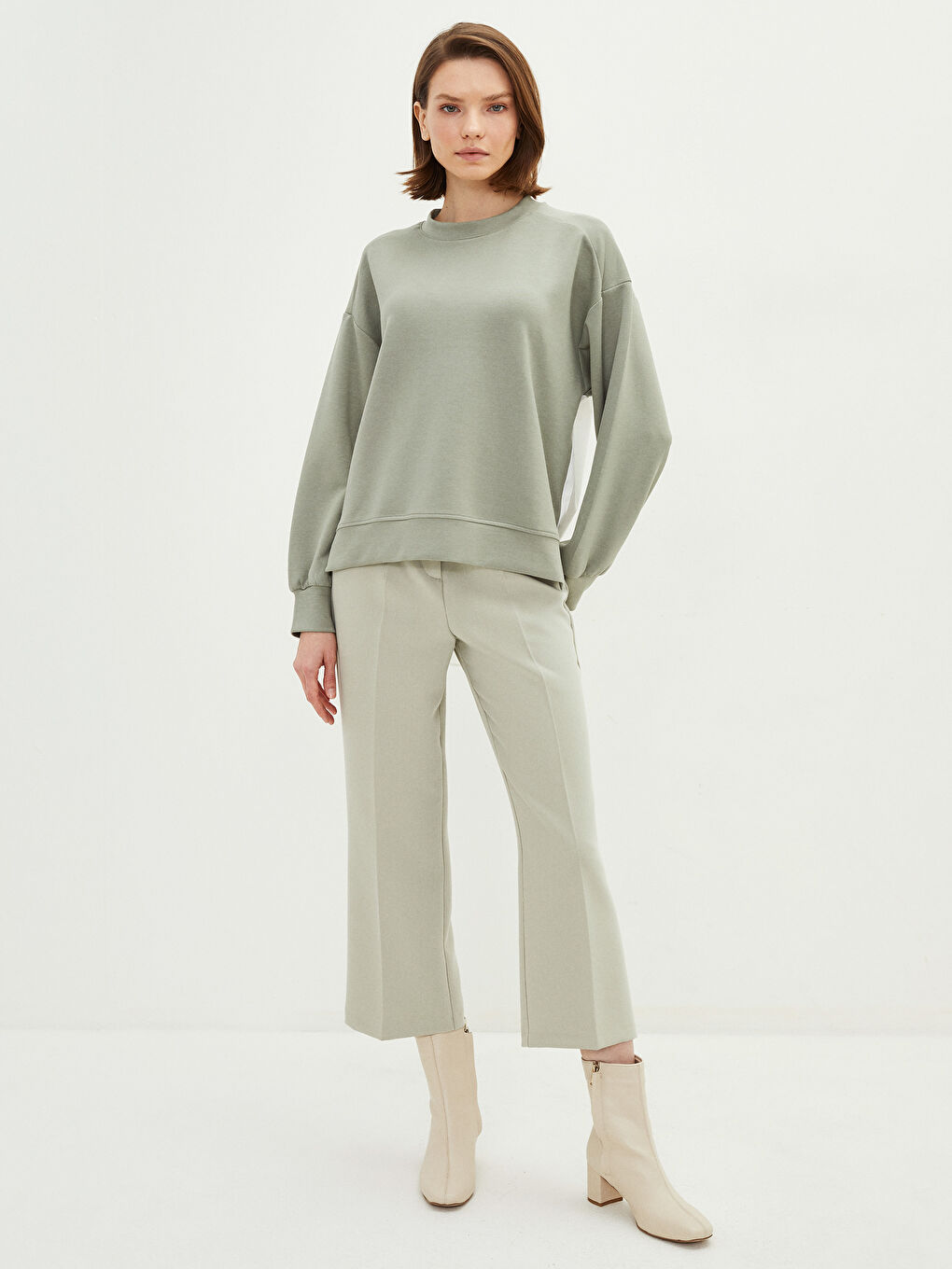 Haki Bisiklet Yaka Oversize Kadın Sweatshirt-2