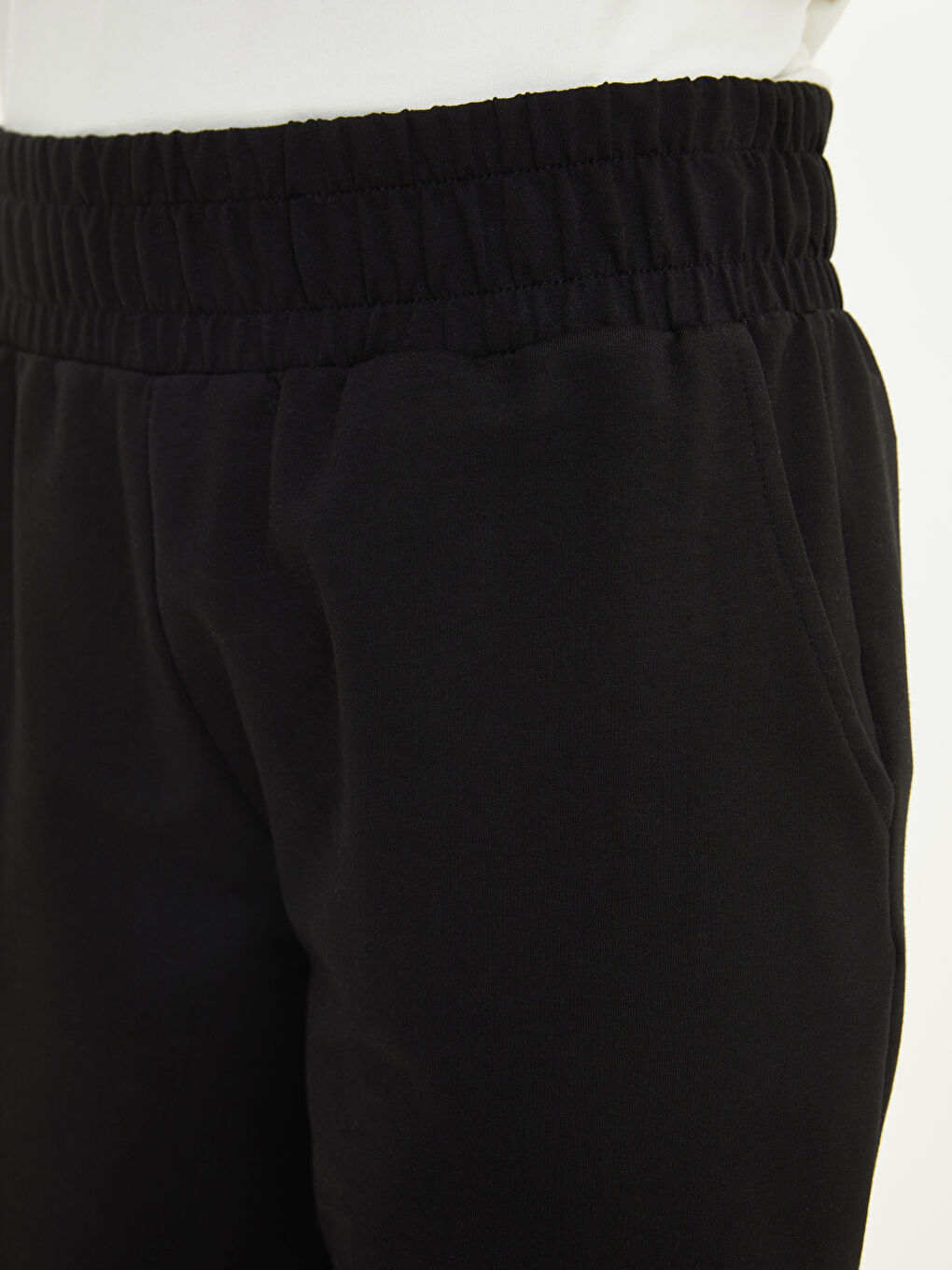 Siyah Beli Lastikli Düz Cep Detaylı Kadın Eşofman Altı-3