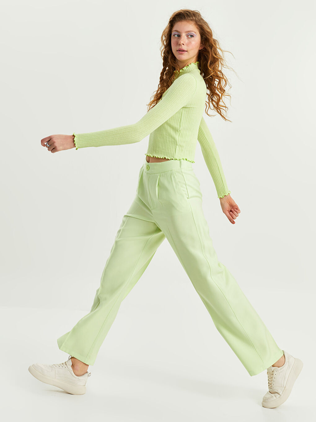 Frilly Stand Up Collar Straight Long Sleeve Women's Sweater-4