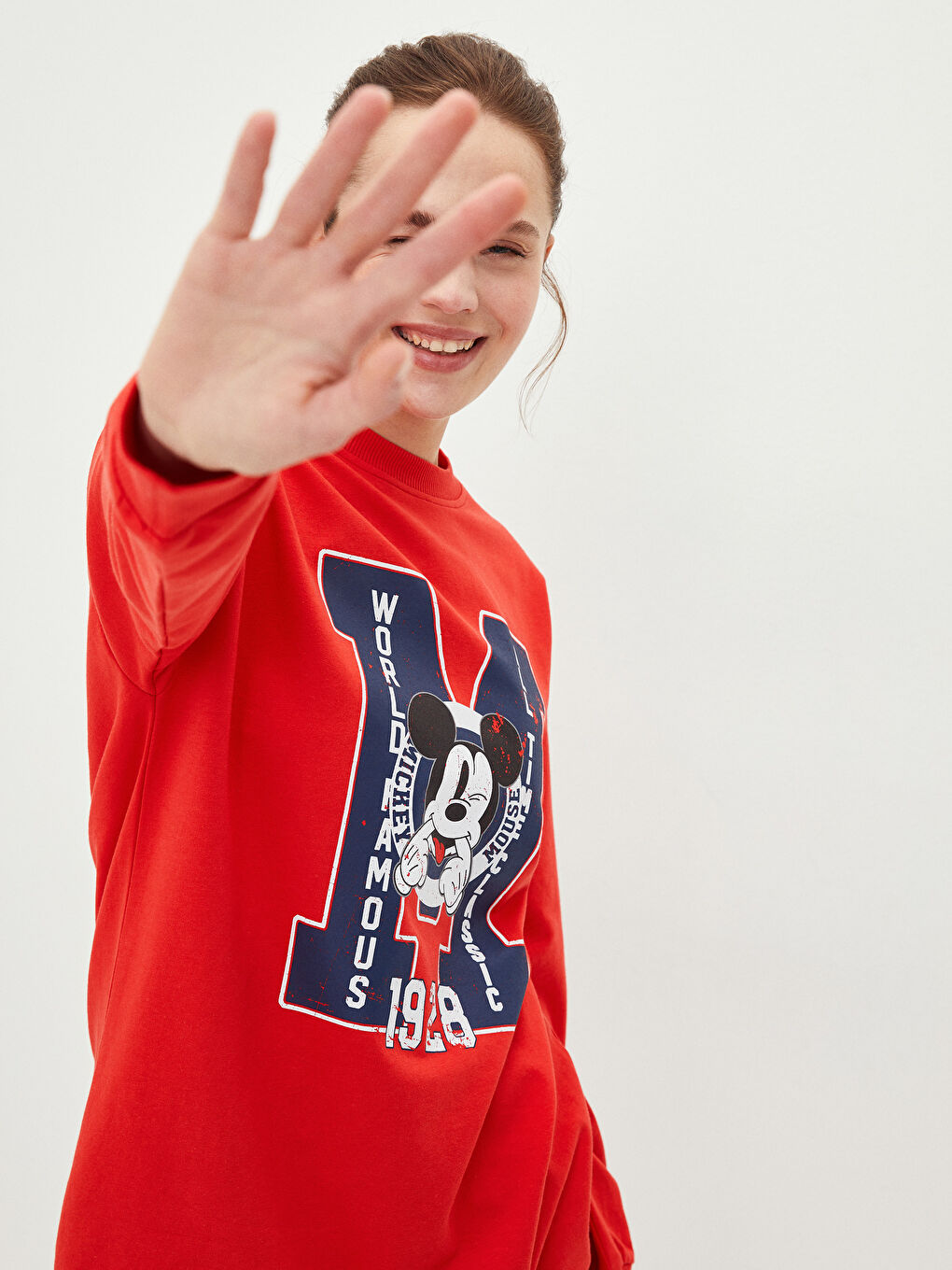 Crew Neck Mickey Mouse Printed Long Sleeve Oversize Women's Sweatshirt Tunic