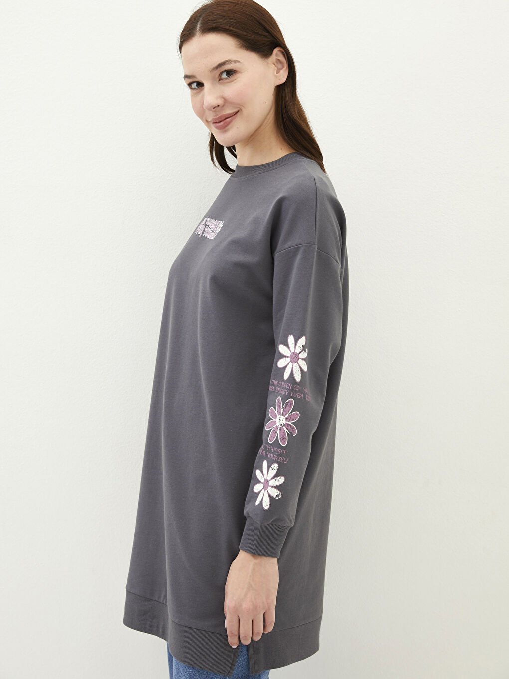 Crew Neck Printed Long Sleeve Oversize Women's Sweatshirt Tunic-1