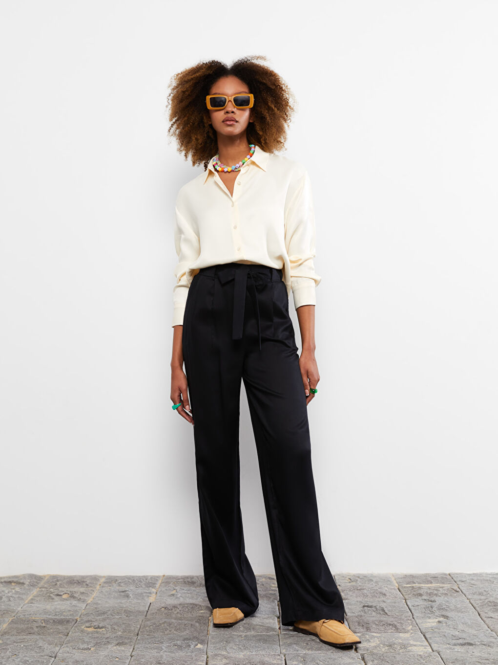 Pantalon Femme en Viscose avec Taille Élastique et Détail Noué