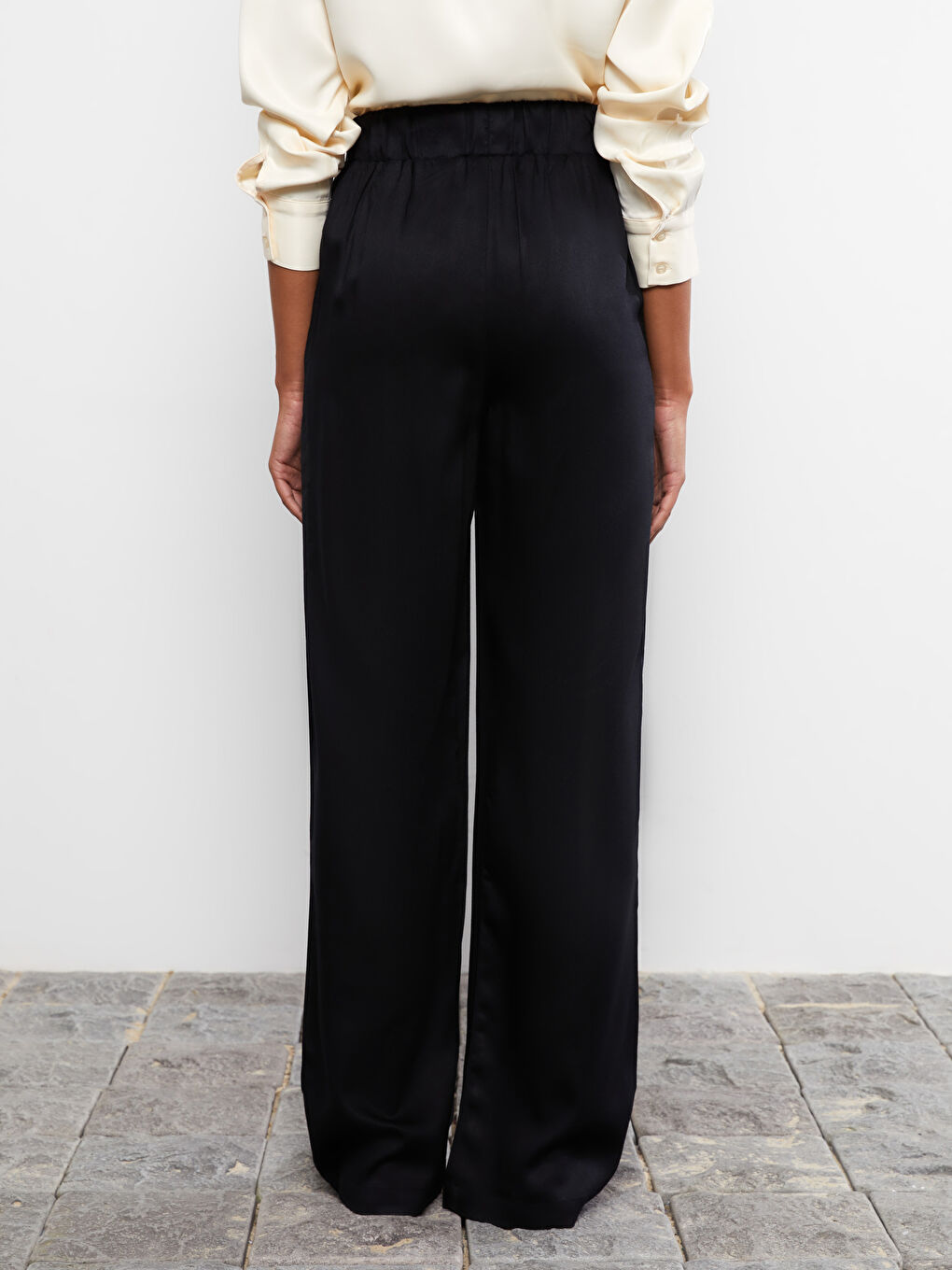 Pantalon Femme en Viscose avec Taille Élastique et Détail Noué-4
