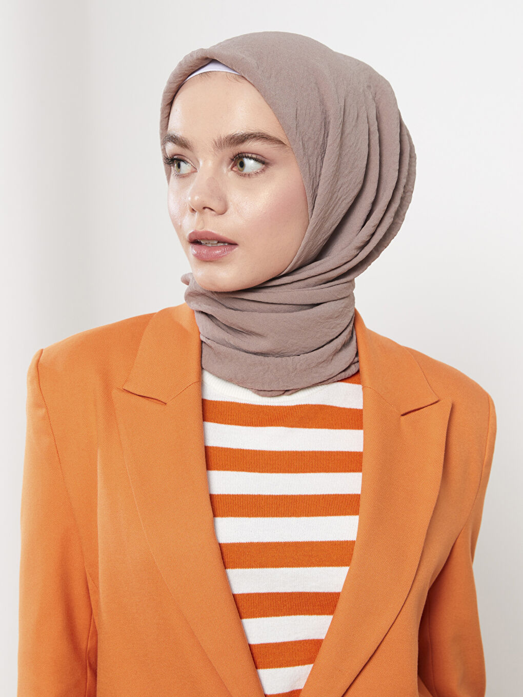 Kahverengi Kadın Düz  Şal