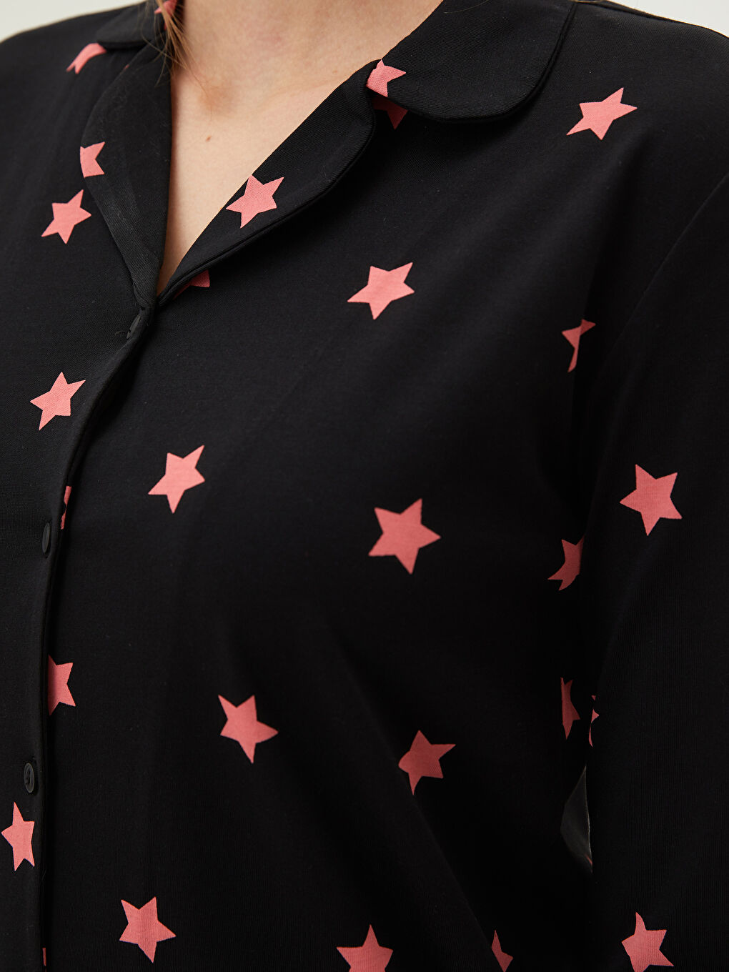 طقم بيجاما قطن كم طويل مطبوع برقبة قميص للسيدات-3