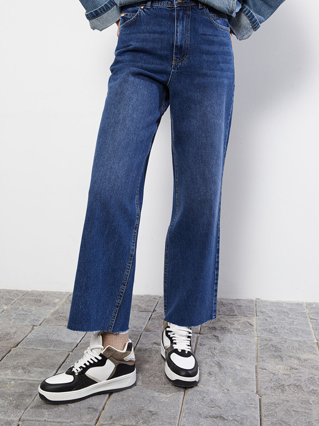 İndigo Yüksek Bel Wideleg Cep Detaylı Kadın Rodeo Jean Pantolon-3