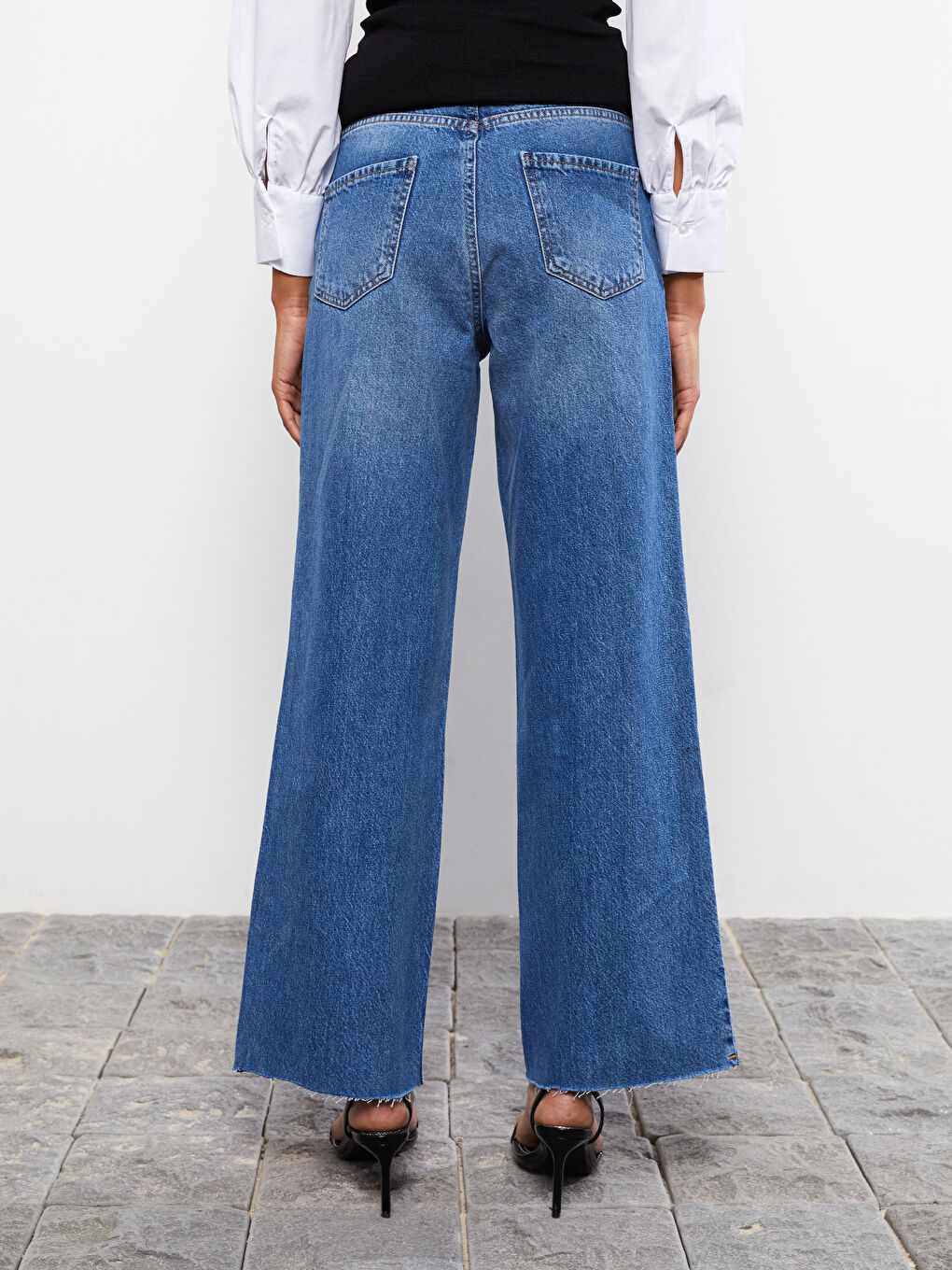 İndigo Yüksek Bel Wideleg Cep Detaylı Kadın Rodeo Jean Pantolon-7