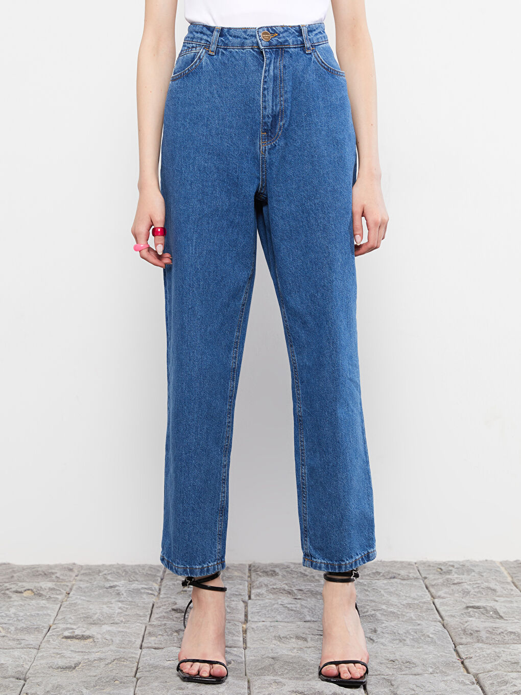 İndigo Yüksek Bel Straight Fit Düz Cep Detaylı Kadın Rodeo Jean Pantolon-2