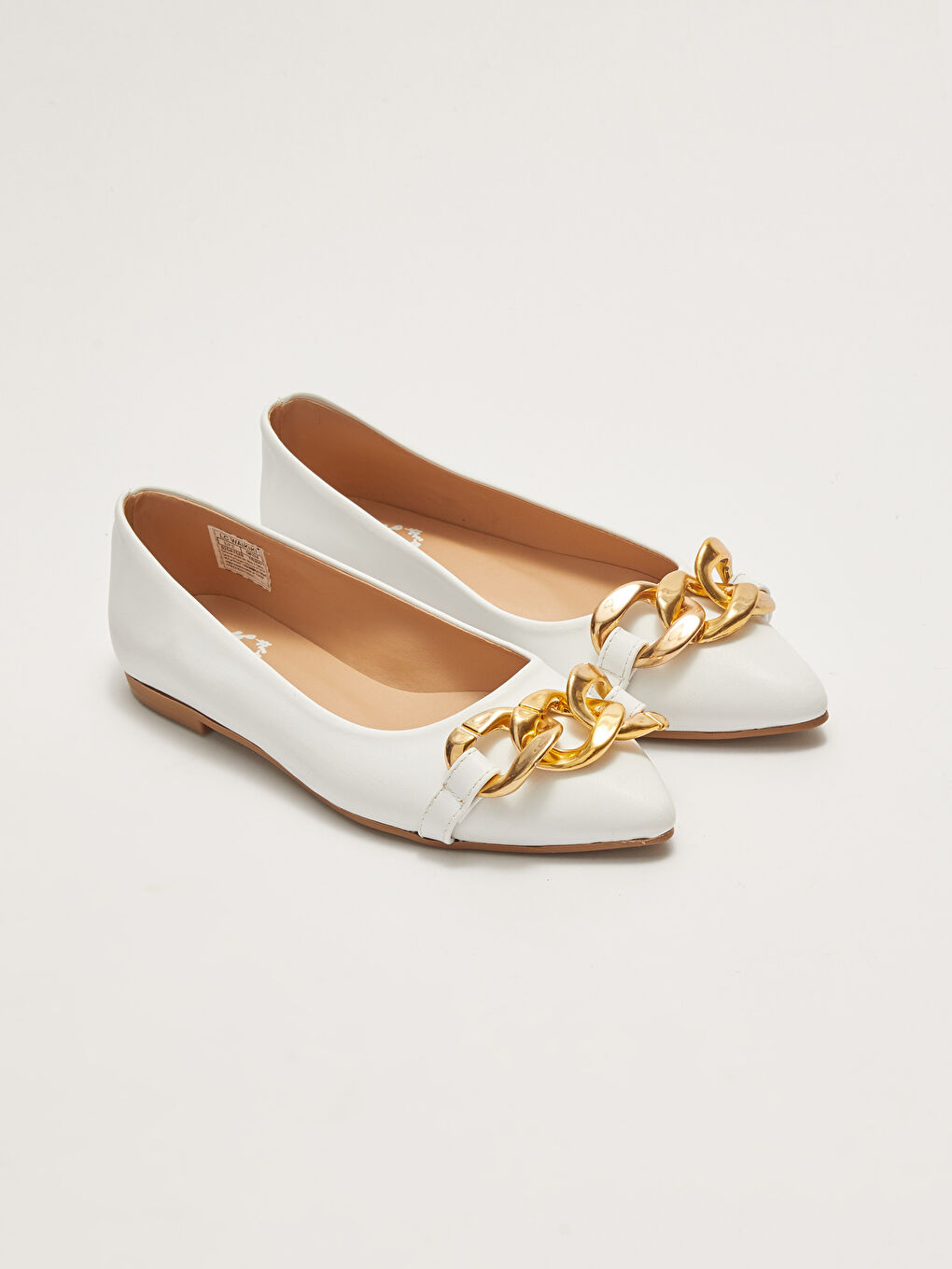 Beyaz Deri Görünümlü Kadın Babet