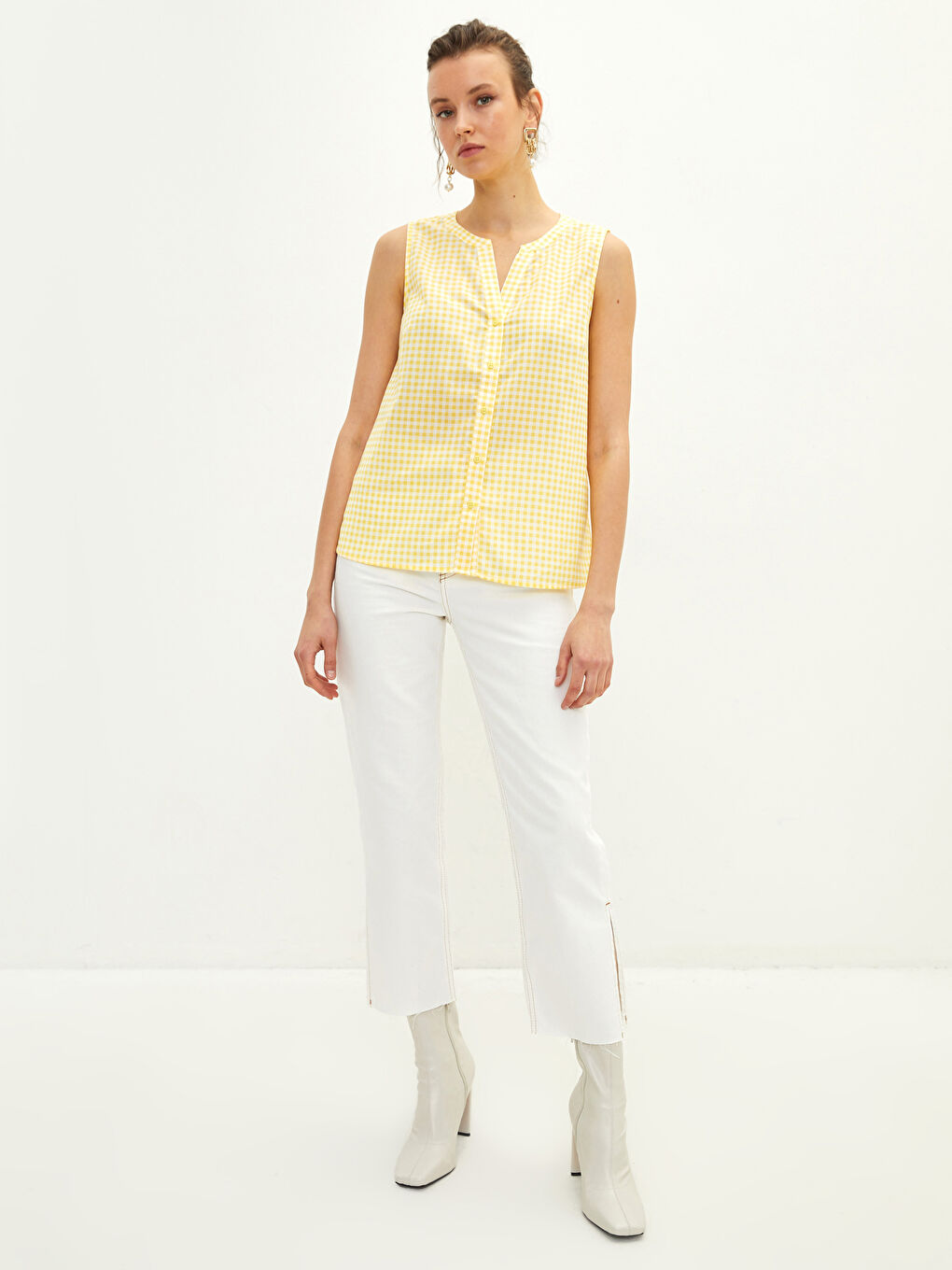 Women's Crew Neck Plaid Sleeveless Poplin Blouse-2