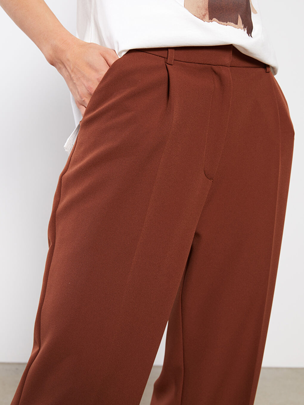 Comfortable Fit Straight Pocket Detailed Wide Leg Women's Trousers-4