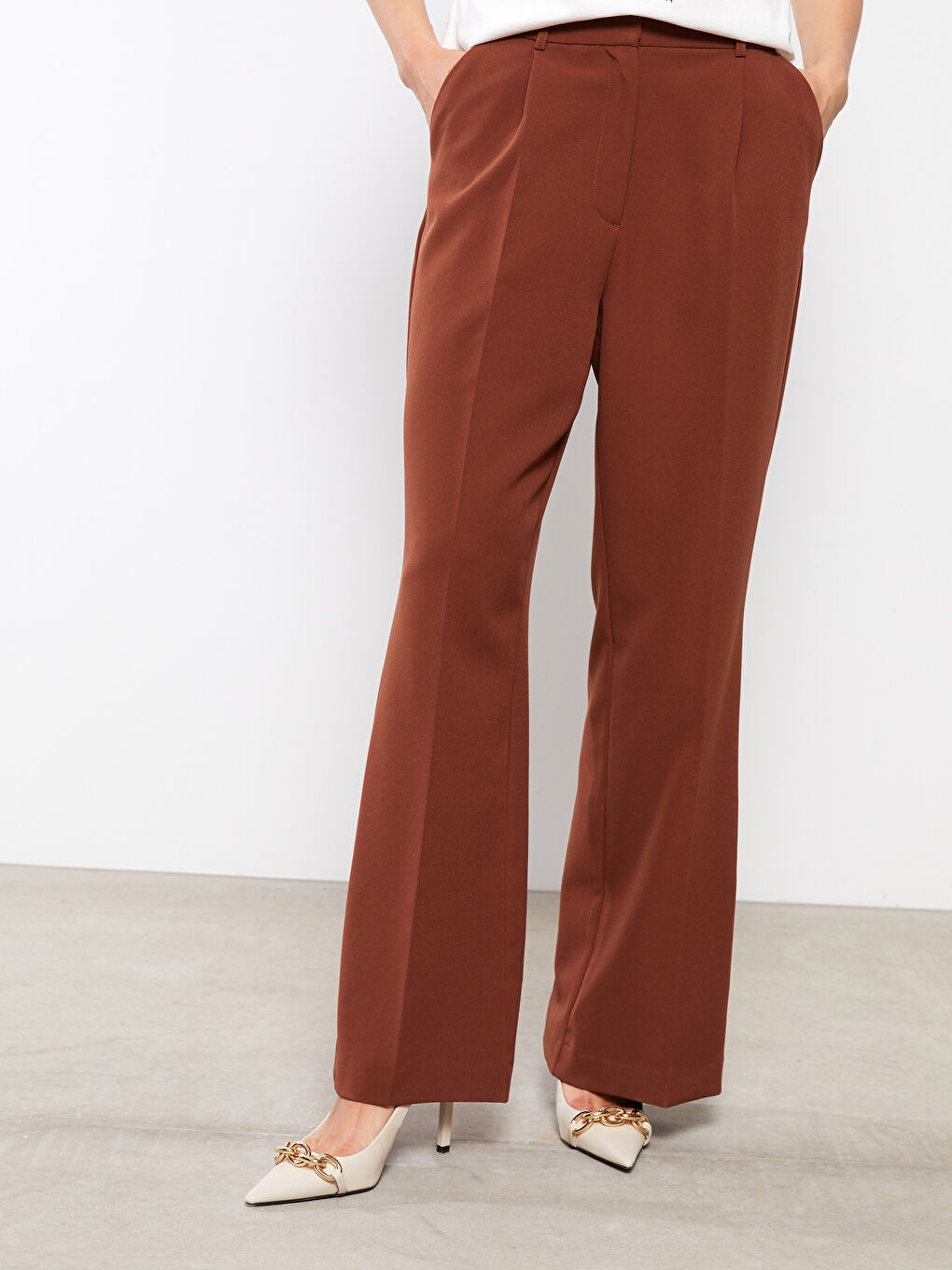 Comfortable Fit Straight Pocket Detailed Wide Leg Women's Trousers-6