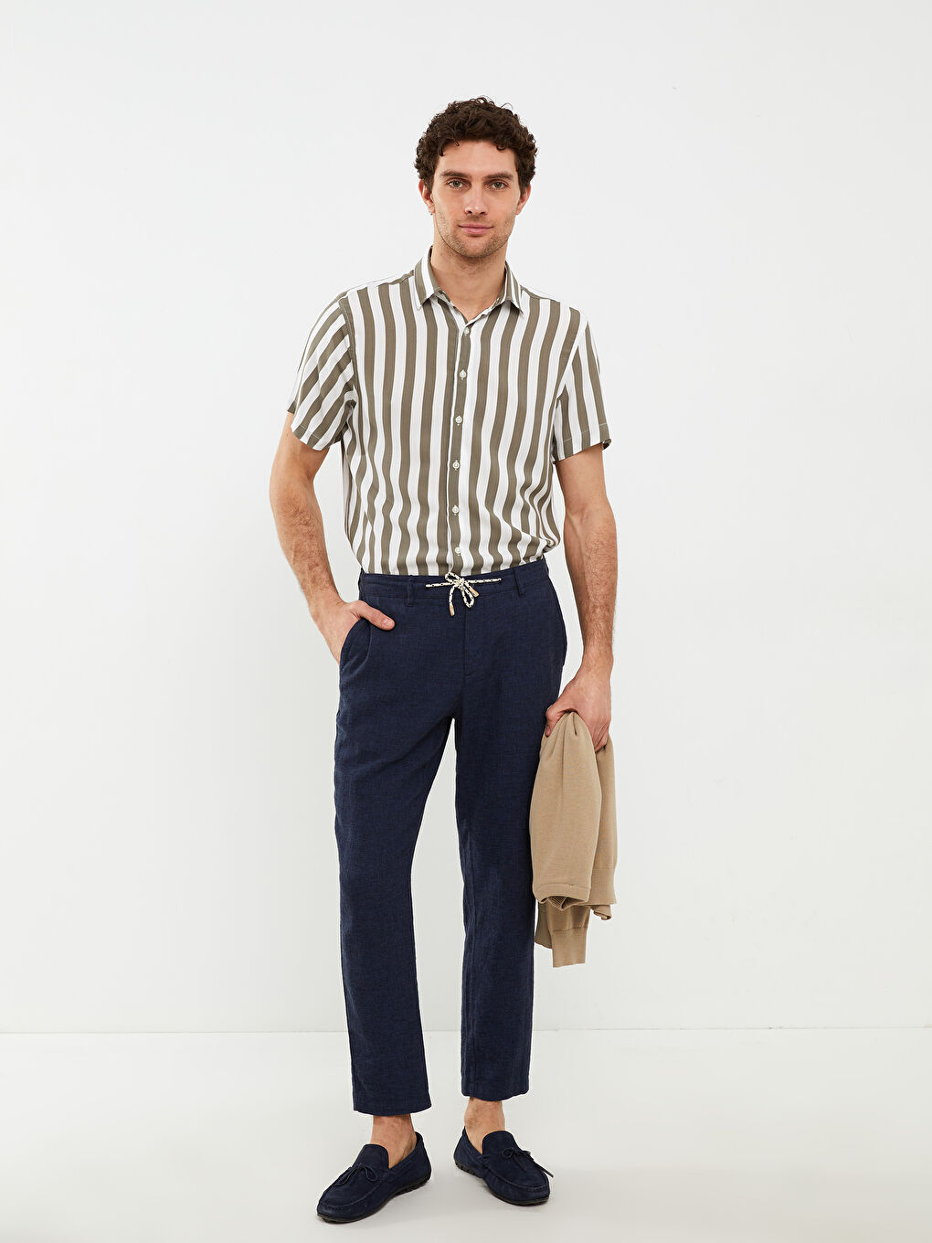 Haki Regular Fit Kısa Kollu Çizgili Poplin Erkek Gömlek