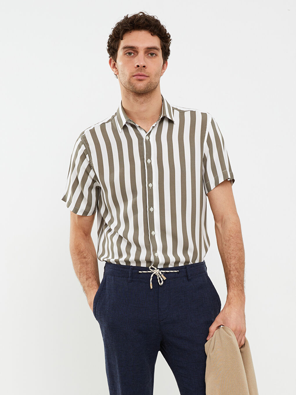 Haki Regular Fit Kısa Kollu Çizgili Poplin Erkek Gömlek-1