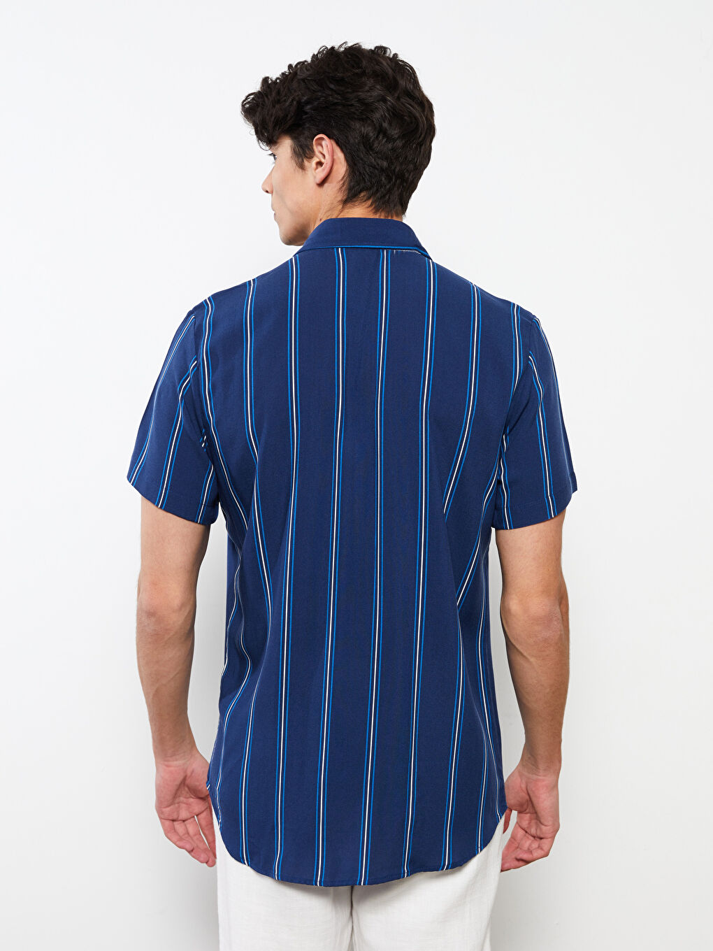 Mavi Regular Fit Kısa Kollu Çizgili Viskon Erkek Gömlek-4