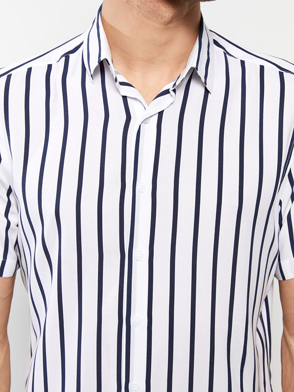 Standardni kroj Kratki rukav Prugasta Viskoza Muška Košulja-4