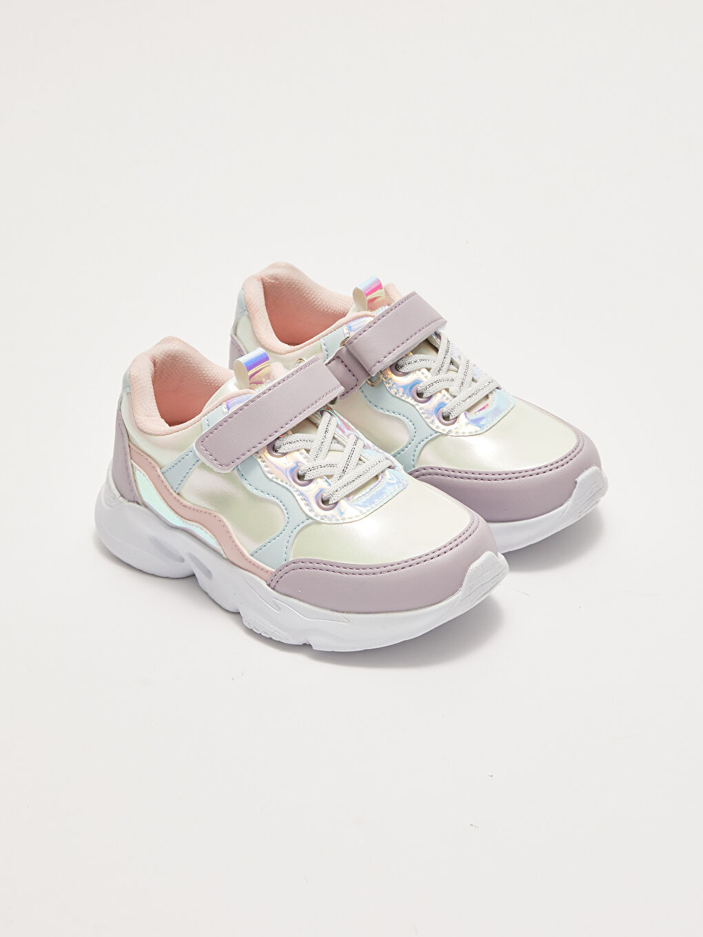 LCW STEPS Shiny Look Lace And Hook and Loop Closure Girl's Sneakers -S2DB63Z4-FYE