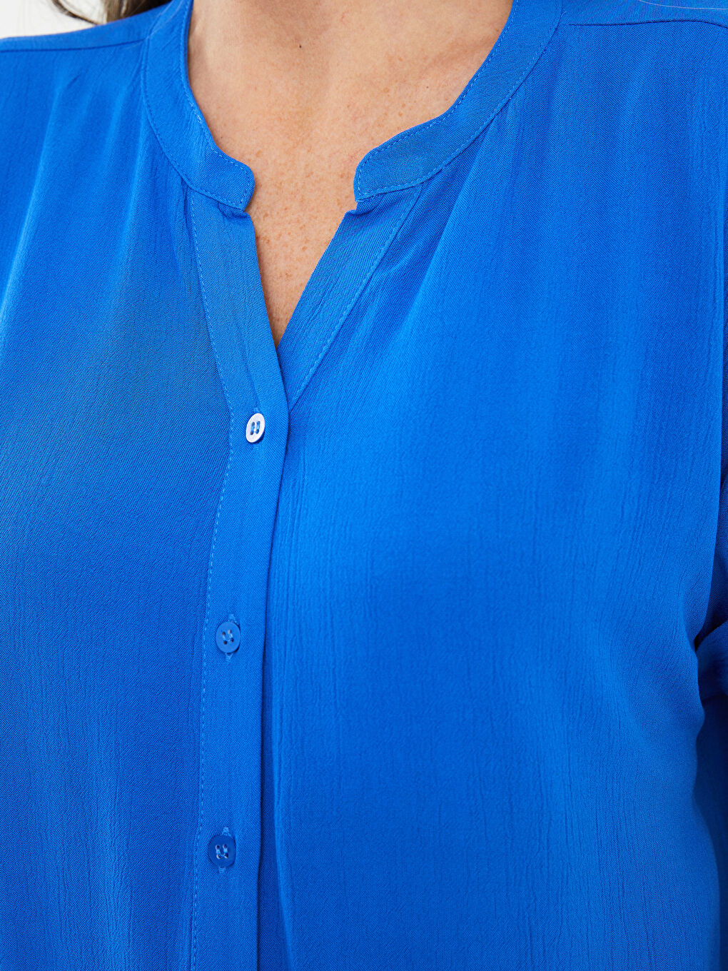 Henley Neckline Plain Short Sleeve Crinkled Women's Shirt-3