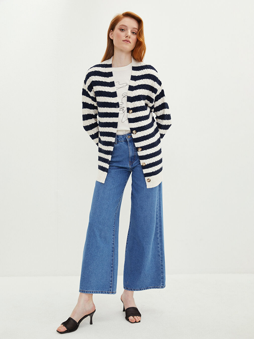 Lacivert V Yaka Çizgili Uzun Kollu Kadın Triko Hırka-2