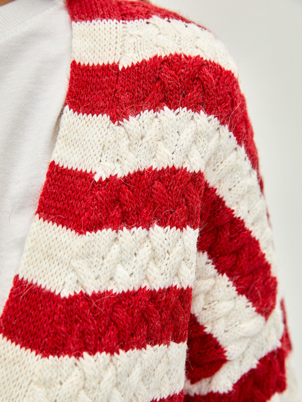 V-ს ფორმის დეკოლტე ზოლიანი გრძელმკლავიანი ქალებისთვის ტრიკოტაჟის კარდიგანი-3