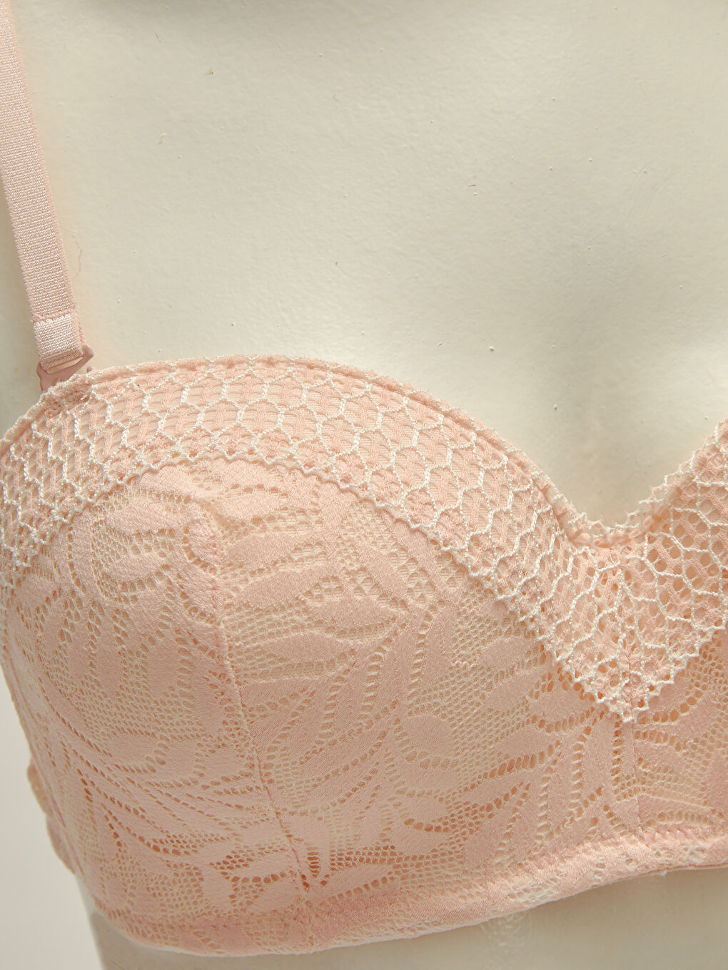 Underwire Unfilled Lace Detail Strapless Bra-2