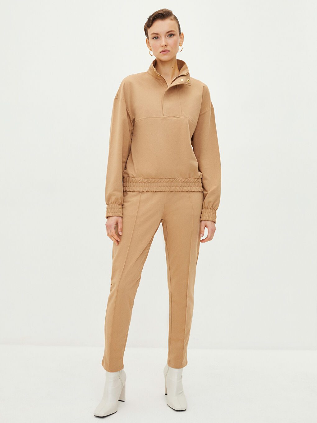 Kahverengi Dik Yaka Düz Uzun Kollu Kadın Sweatshirt-2