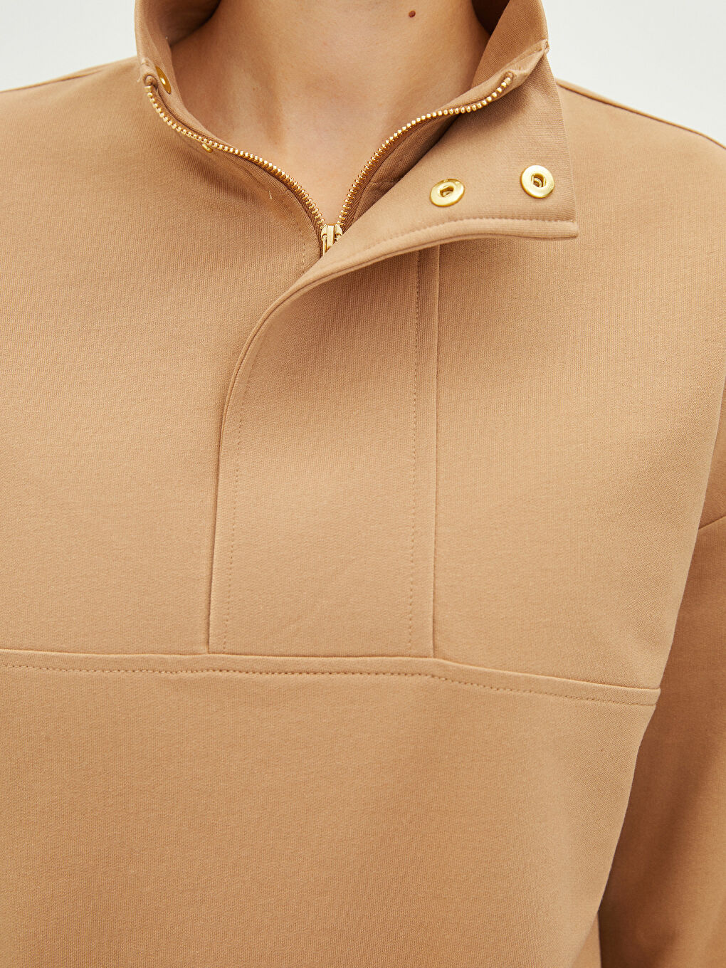 Kahverengi Dik Yaka Düz Uzun Kollu Kadın Sweatshirt-3