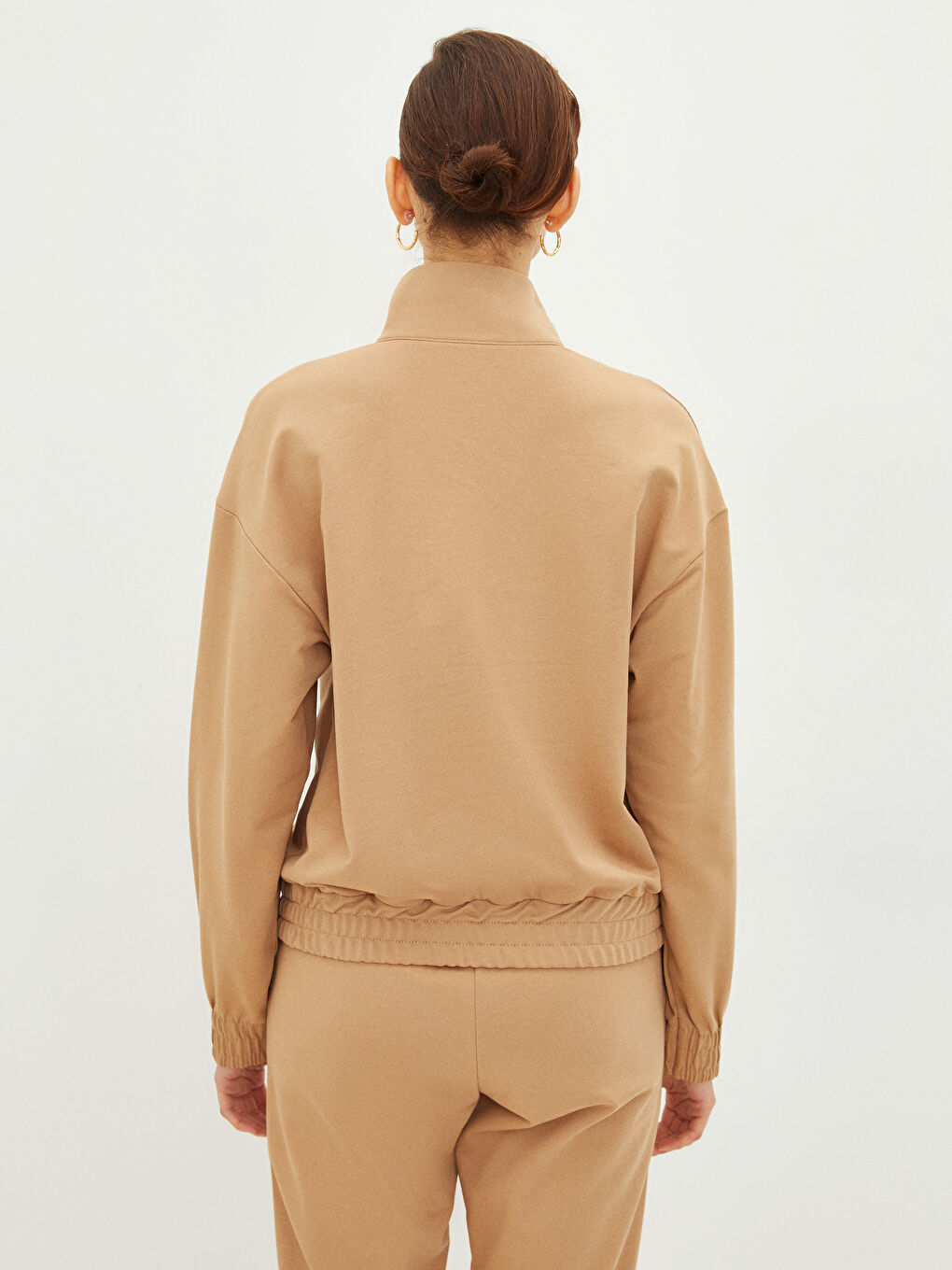 Kahverengi Dik Yaka Düz Uzun Kollu Kadın Sweatshirt-4