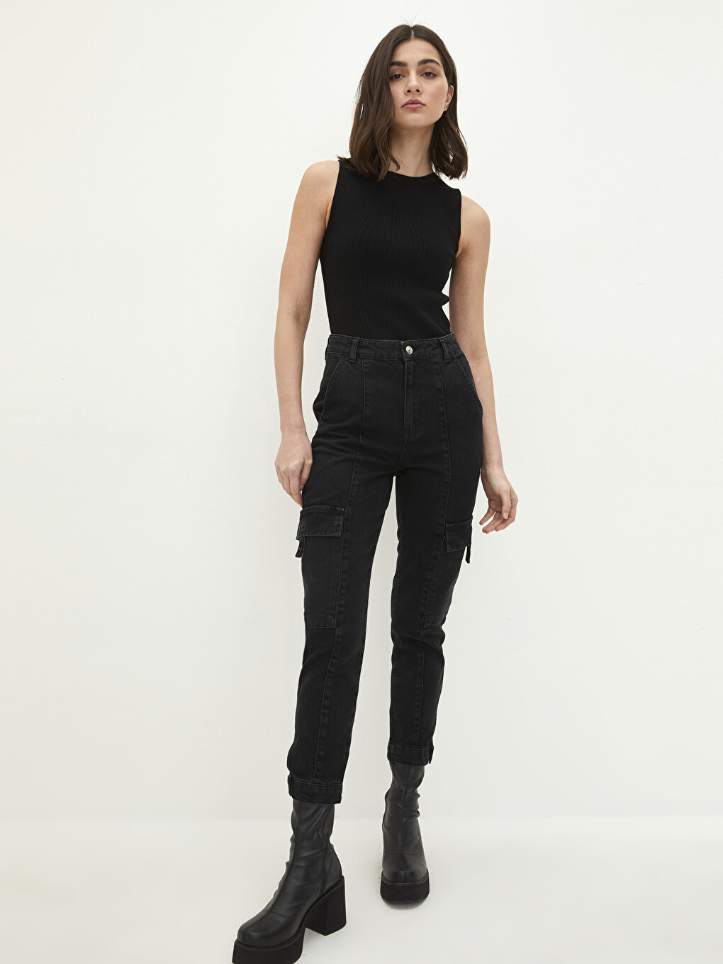 High Waist Mom Fit Pocket Detailed Rodeo Women's Jean Trousers-4