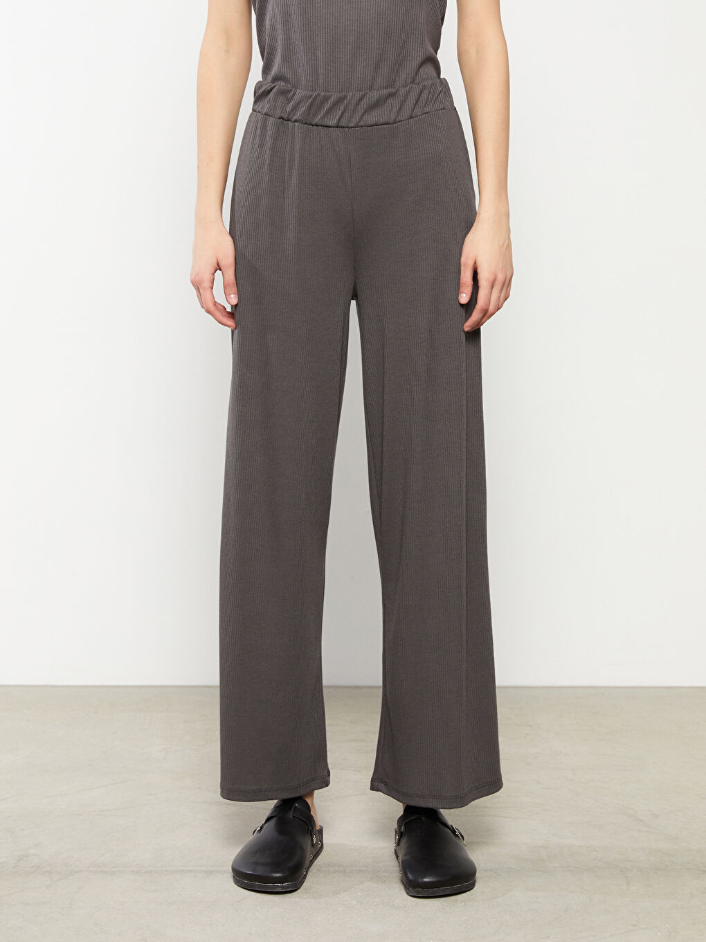 Gri Kadın Beli Lastikli Düz Eşofman Altı-3