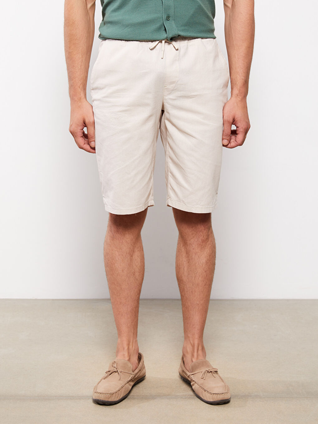 Gri Standart Kalıp Gabardin Erkek Şort-3