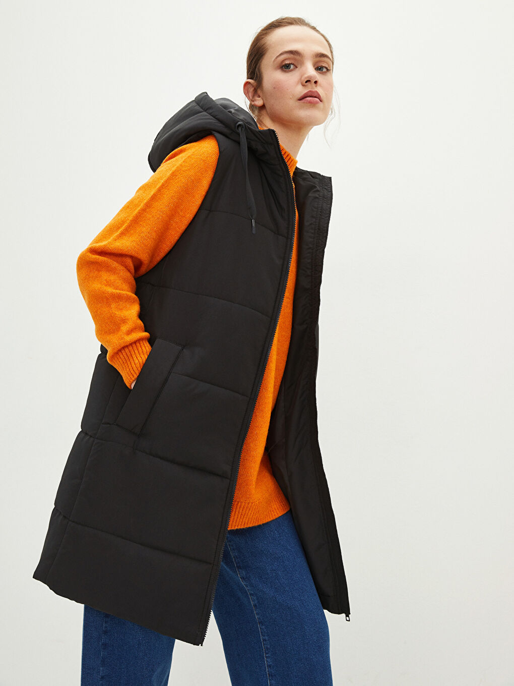 Hooded Plain Pocket Detailed Women's Inflatable Vest