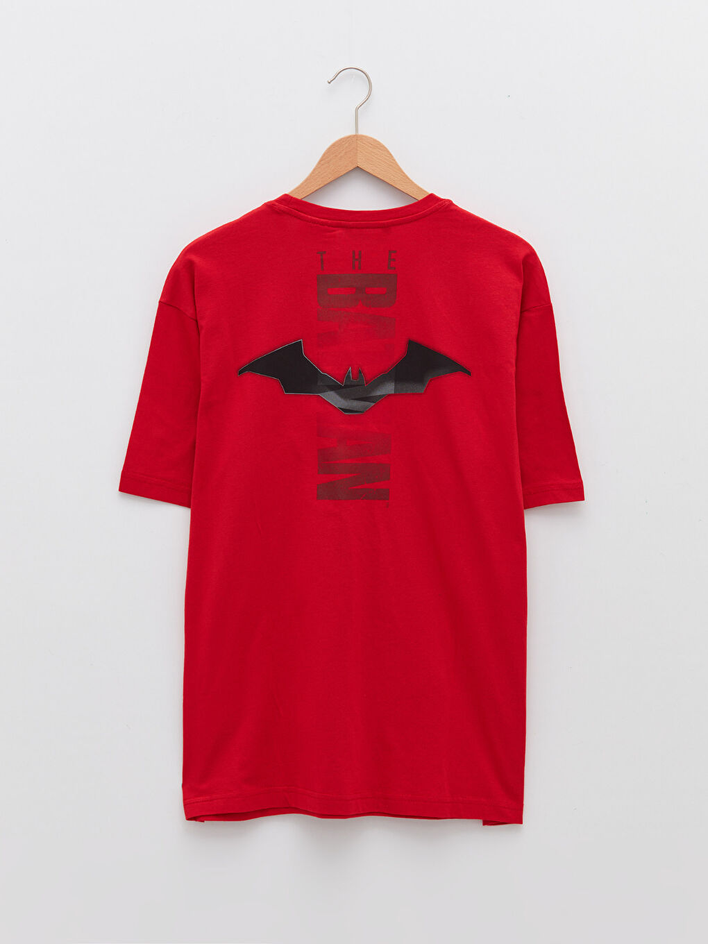 Kırmızı Bisiklet Yaka Kısa Kollu Batman Baskılı Penye Erkek Tişört-6
