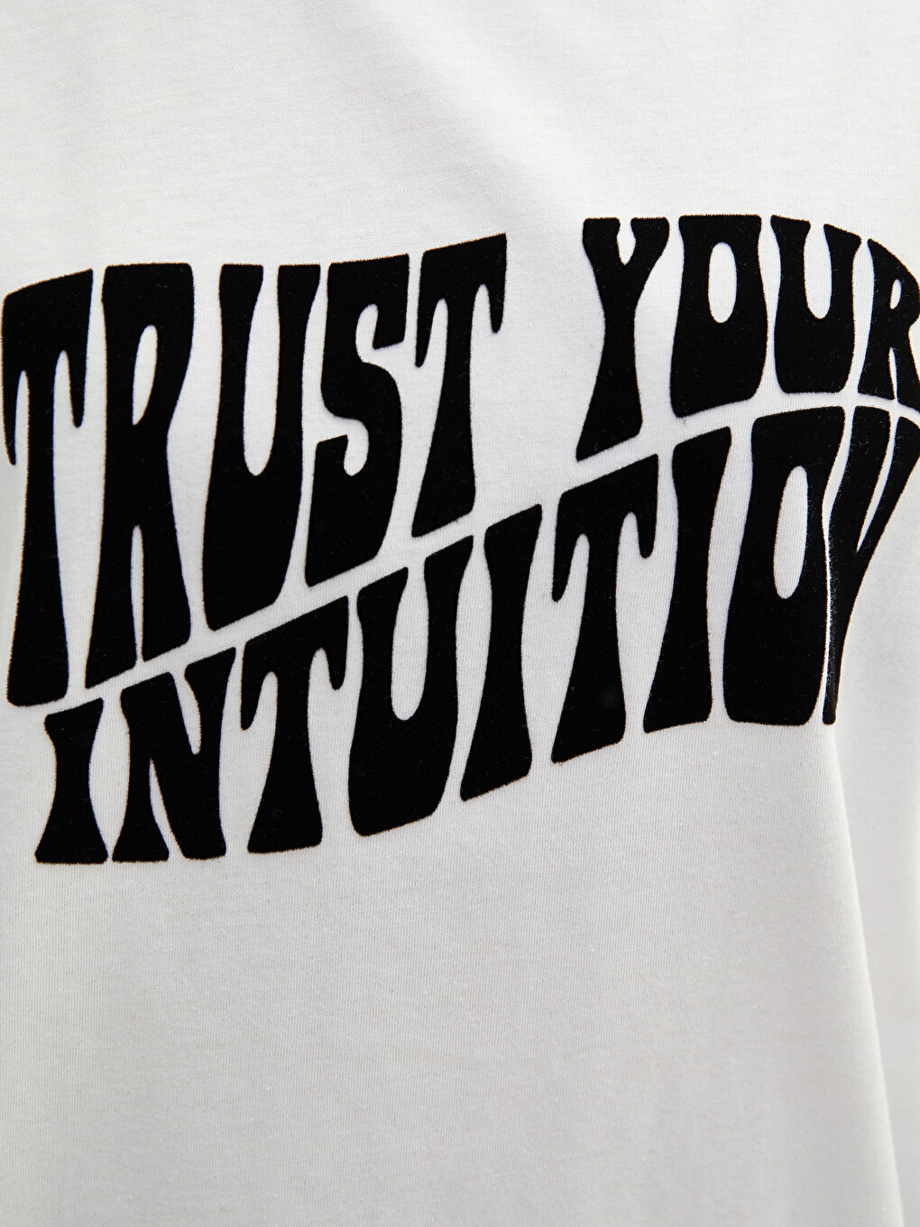 Beyaz Bisiklet Yaka Yazı Baskılı Kısa Kollu Pamuklu Kadın Tişört-5