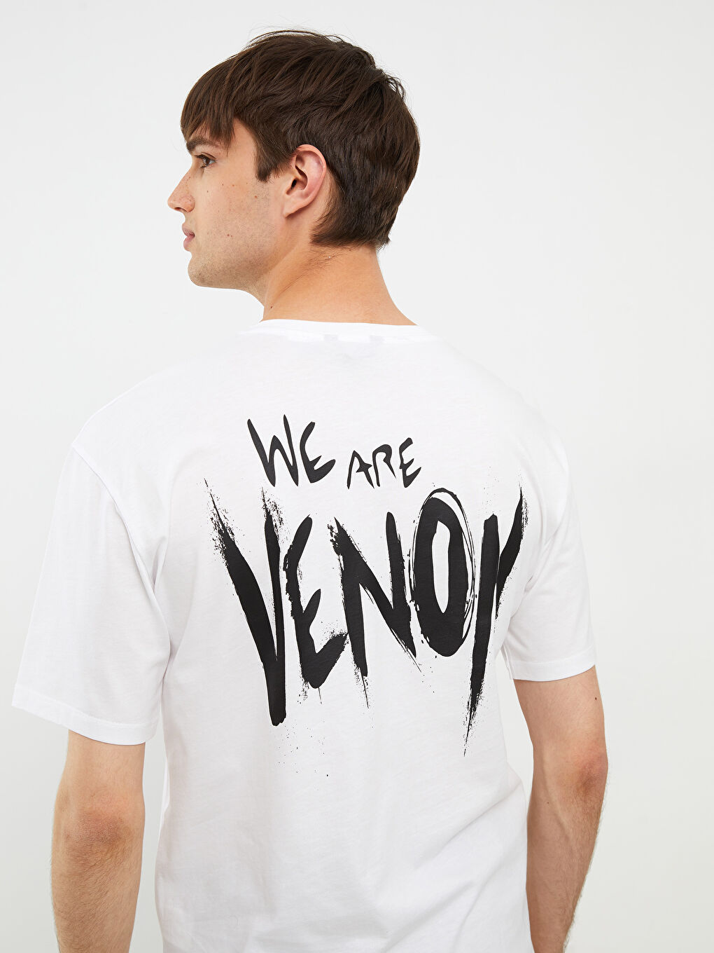 XSIDE Beyaz Bisiklet Yaka Kısa Kollu Venom Baskılı Penye Erkek