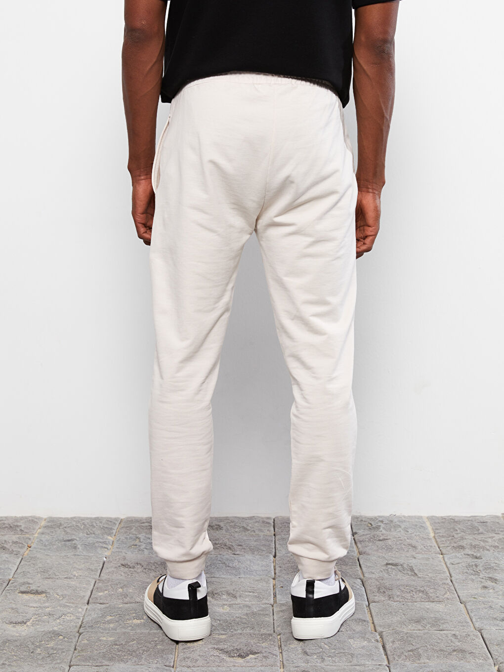 Bej Standart Kalıp Erkek Eşofman Altı-4