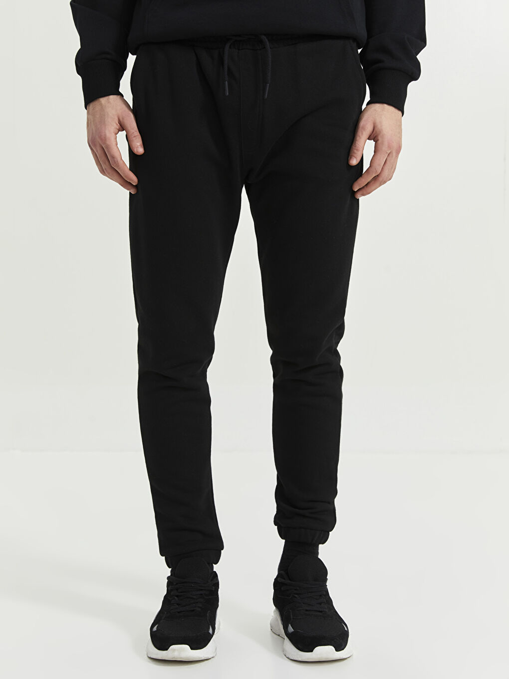 بنطلون رياضي بقصة عادية - للرجال-2