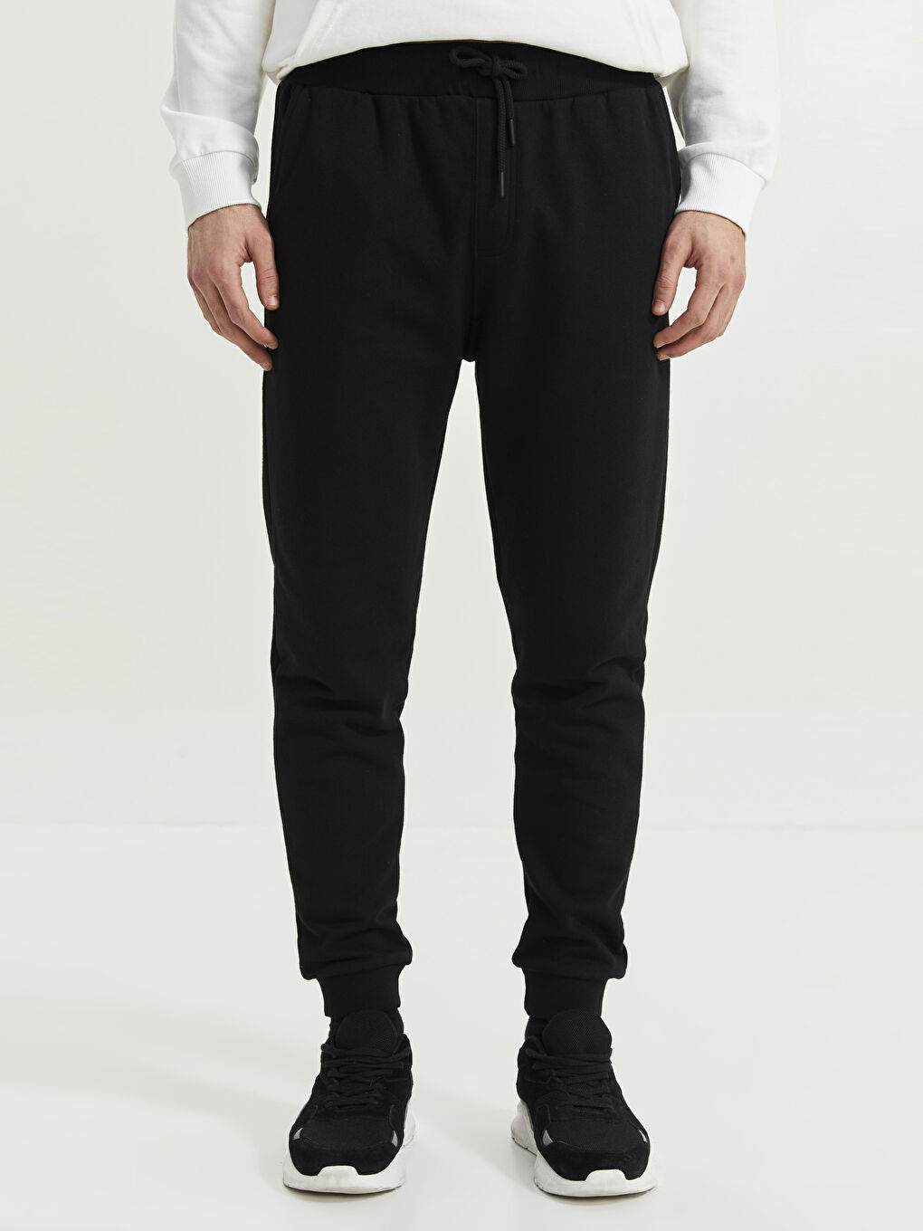 بنطلون رياضي بقصة عادية - للرجال-3