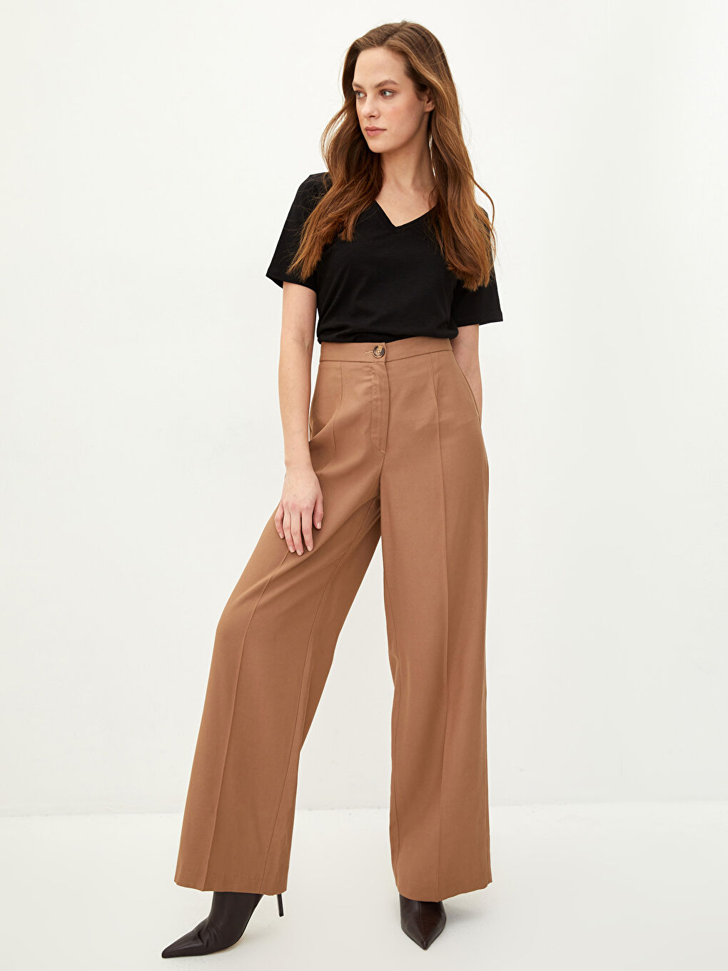 V-Neck Straight Short Sleeve Women's Cotton T-Shirt-2