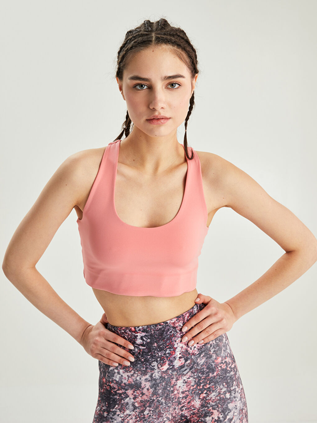 Mercan U Yaka Kadın Spor Büstiyer-1